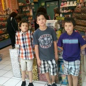 Meet your Posher, Charles